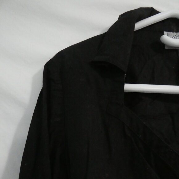 ZONE | medium | Black Long Sleeve Shirt With Rolled Cuffs and Zip Back Bottom - Picture 3 of 16